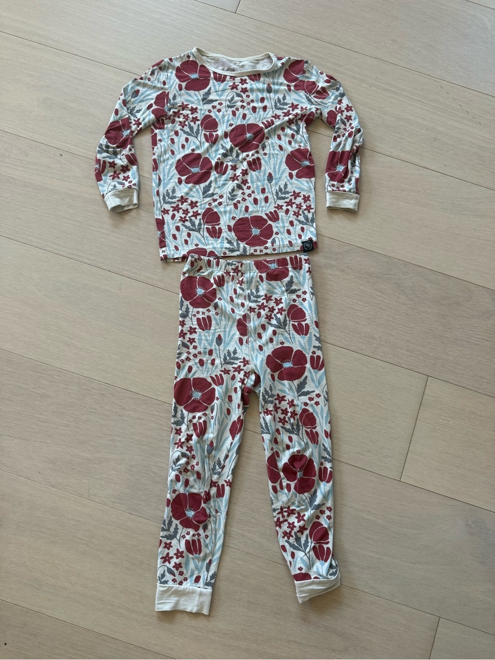 Kids Floral Print Pajama Set - Cream with Red Flowers Sweet bamboo (5)
